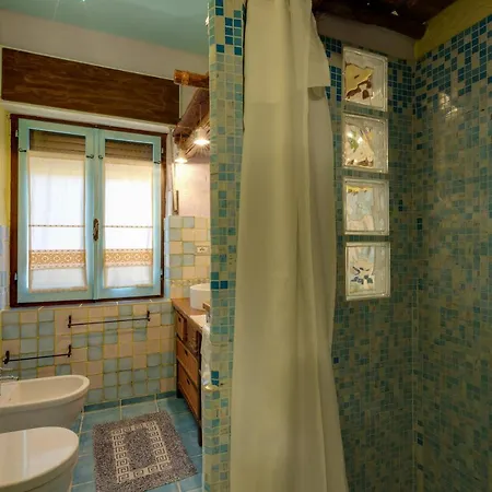 Dom wakacyjny Paolo E Francesca Bosa Marina